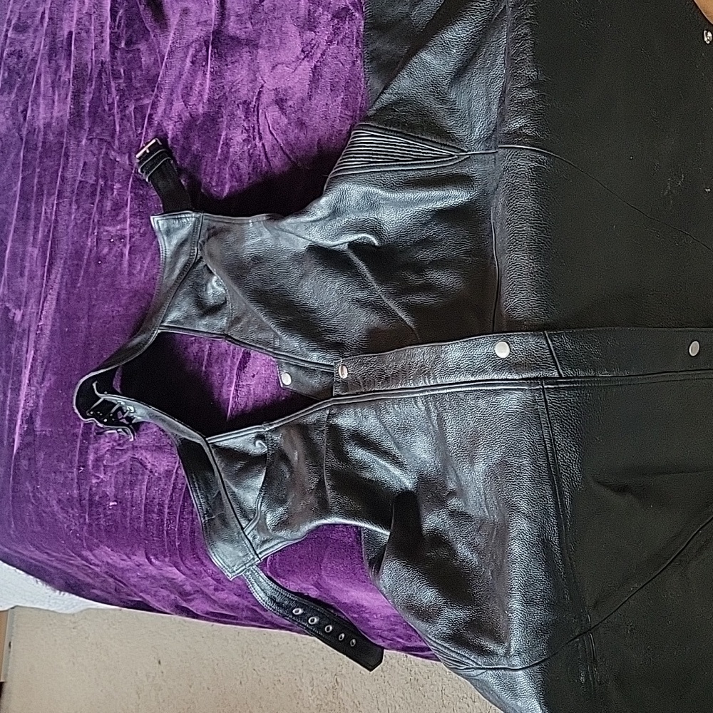 Leather chaps